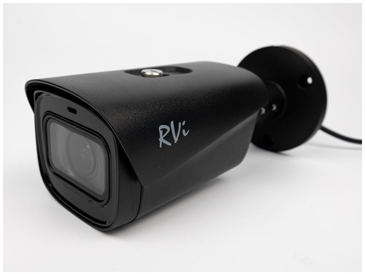 Камера видеонаблюдения с моторизированным настраиваемым объективом RVi-1ACT202M (2.7-12) 2Мп уличная black