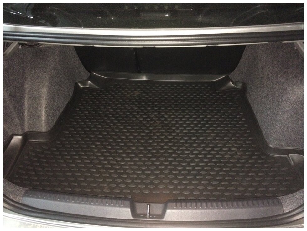 Коврик в багажник ELEMENT NLC5130B10 для Honda Element Volkswagen Polo с 2010 г