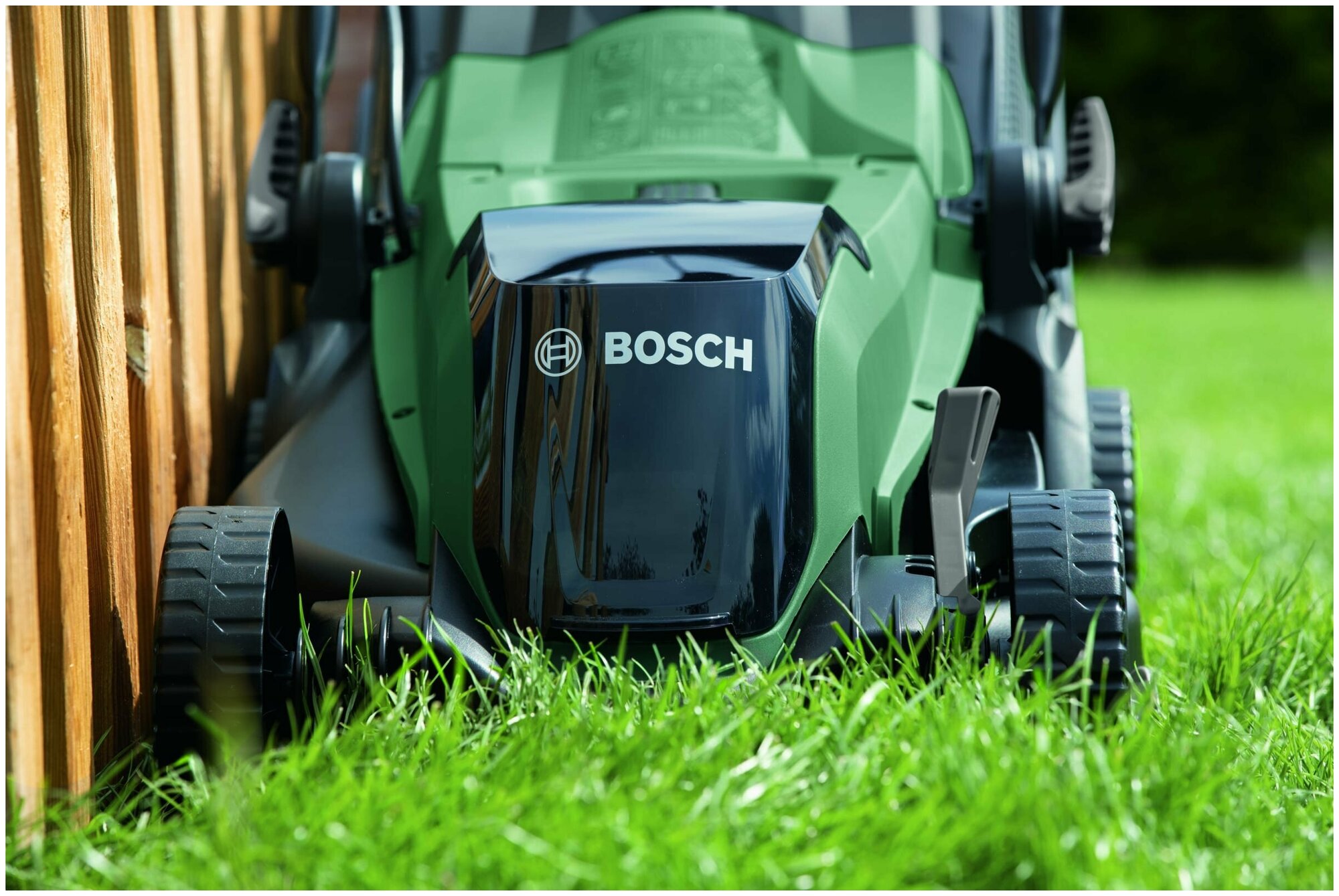 Газонокосилка аккумуляторная Bosch EasyRotak 36-550, 37см, несамоходная, 4Ач [06008b9b00] - фотография № 16