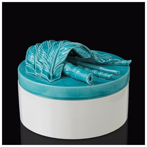 белый, бирюзовый