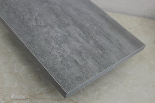Изображение товара Мебельный щит, 16 мм, 850 х 710 мм, с кромкой 1 мм, цвет Бетон