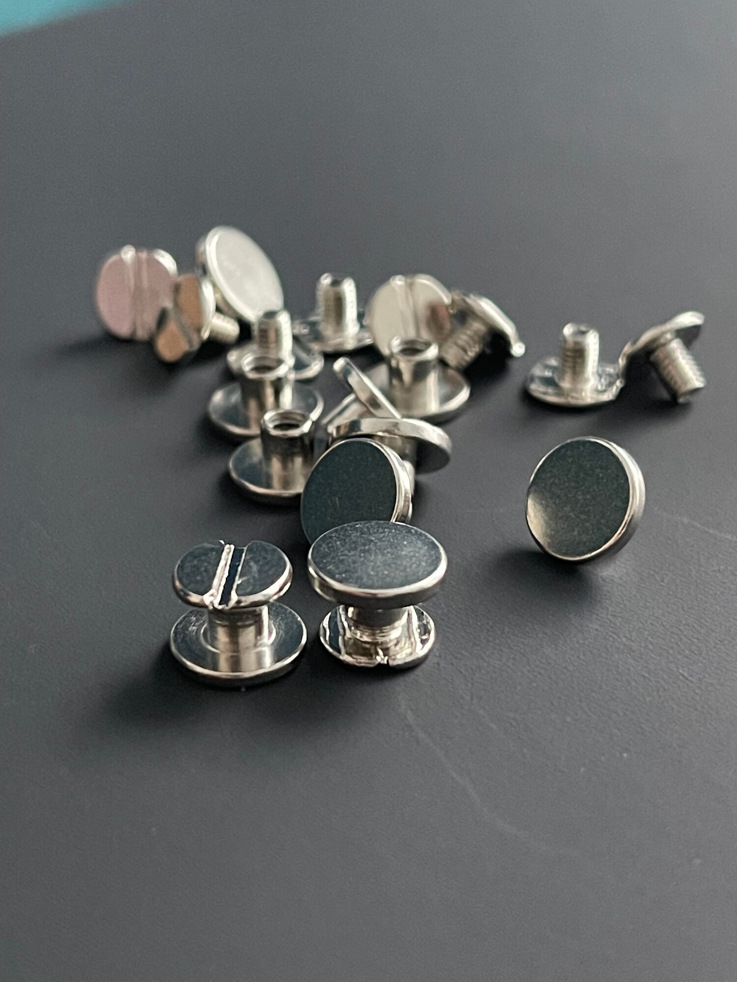 Винт ременной 9х5 мм, болт для ремня, винт Чикаго 5 мм, серебристый, 10шт. — фото 1