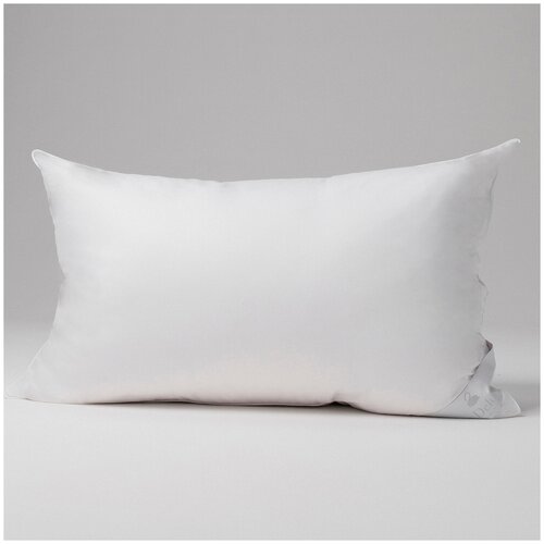 Подушка Yves Delorme Premium Strong White 50x75 см