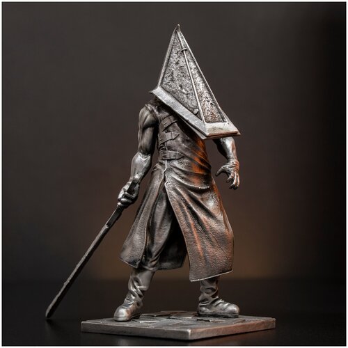 Пирамидоголовый Сайлент Хилл металлическая фигурка коллекционное издание Pyramid Head Silent Hill collector's edition