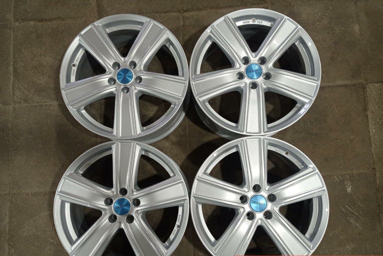 Колесные диски Dezent 8xR18/5x108 70.1 Серебристый (Реплика)