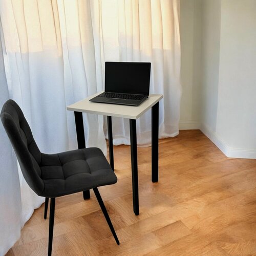 Изображение товара Игровой компьютерный стол/ цвет столешницы Белый, 50*50 см. Ножки черные