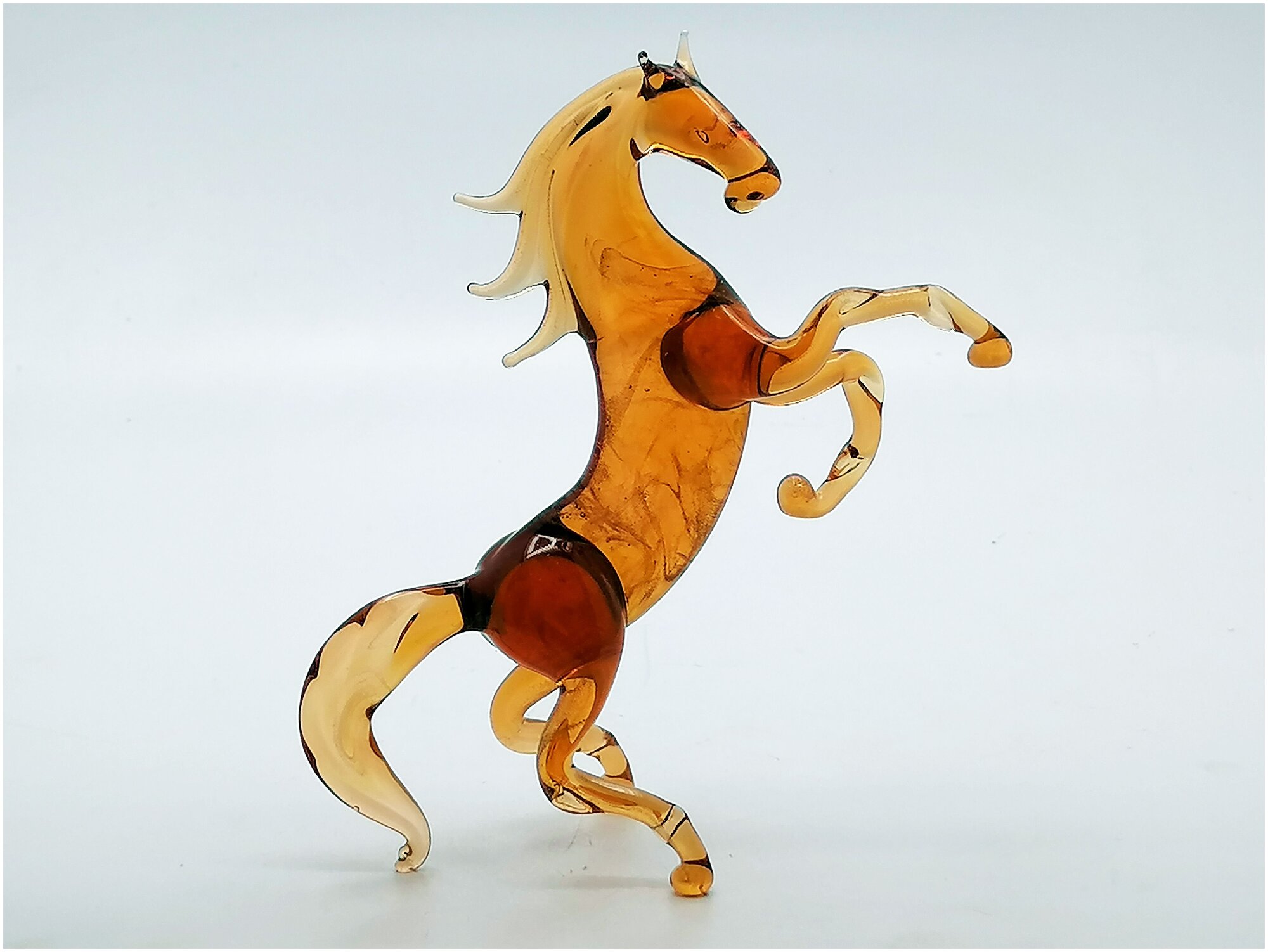 Лошадь/ статуэтка стеклянная/ сувенир из стекла/ лошадь сувенир/ фигурка из стекла