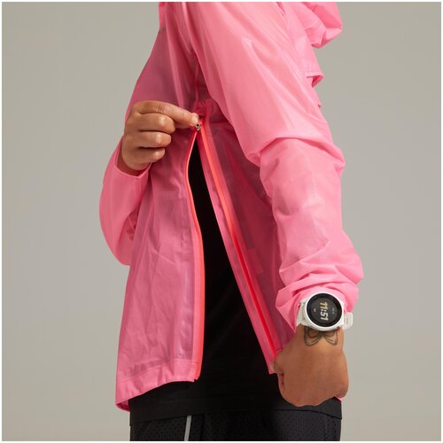 фото Куртка-дождевик для бега женская kiprun light , размер: eu38 ru44, цвет: неоновый розовый kiprun х декатлон decathlon