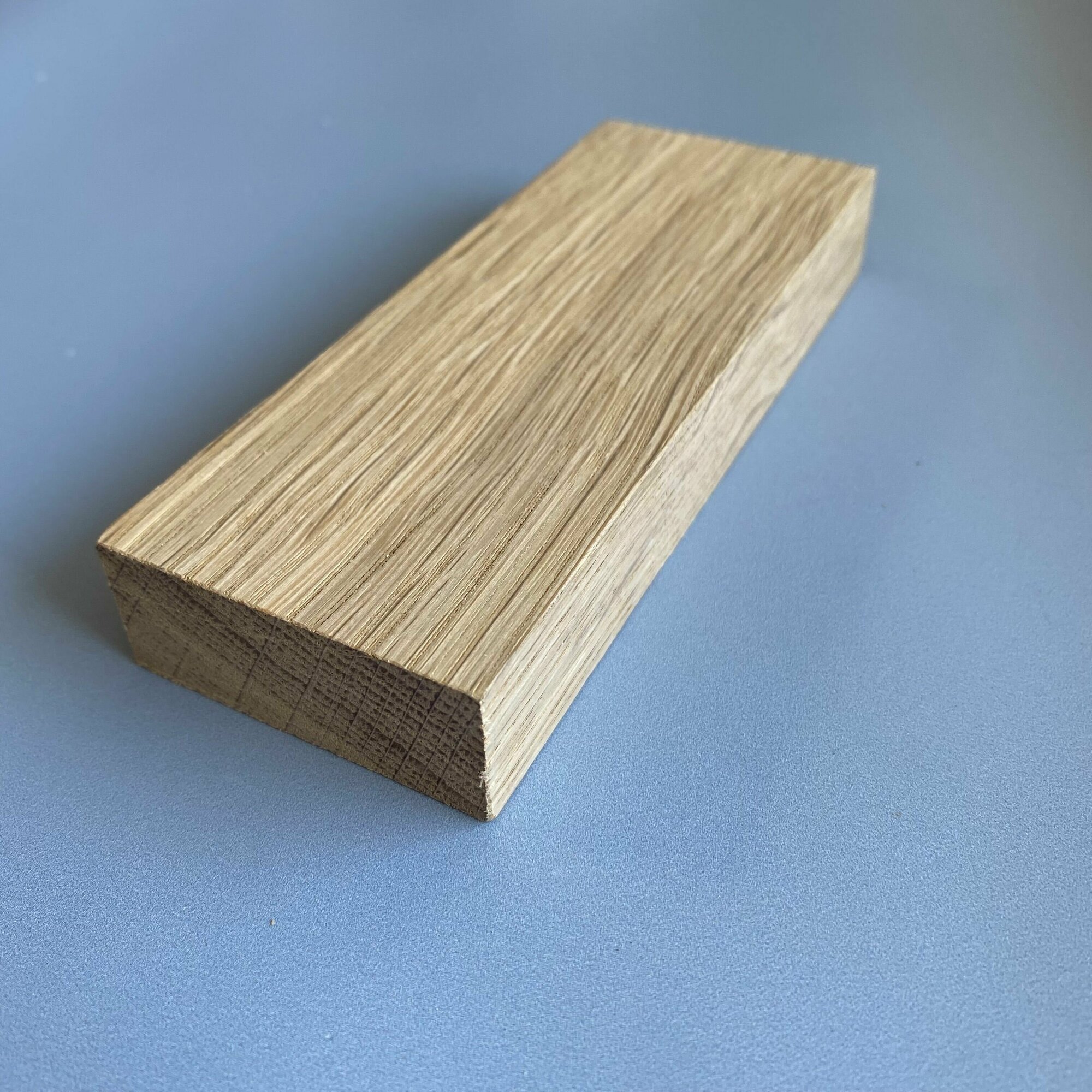 Дуб брусок деревянный для рукоделия хобби поделок. Брусок строганый 13х5х3 см для рукояти ножа.