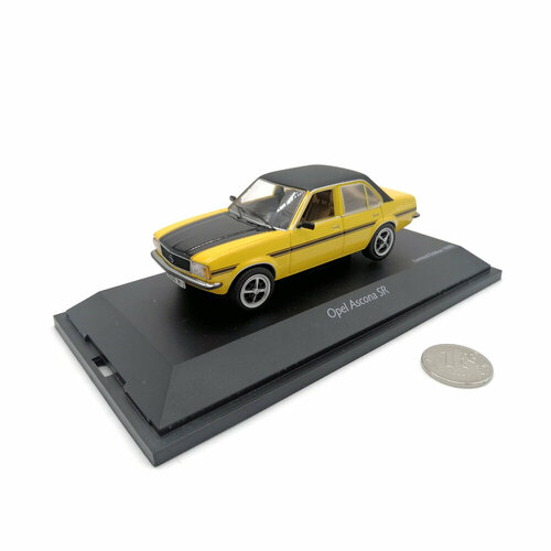 Модель автомобиля Schuco 450329600 Opel Ascona B SR 1:43