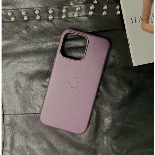 Чехол фиолетовый для IPhone 15 Pro Max Leather Case с анимацией и функцией MagSafe