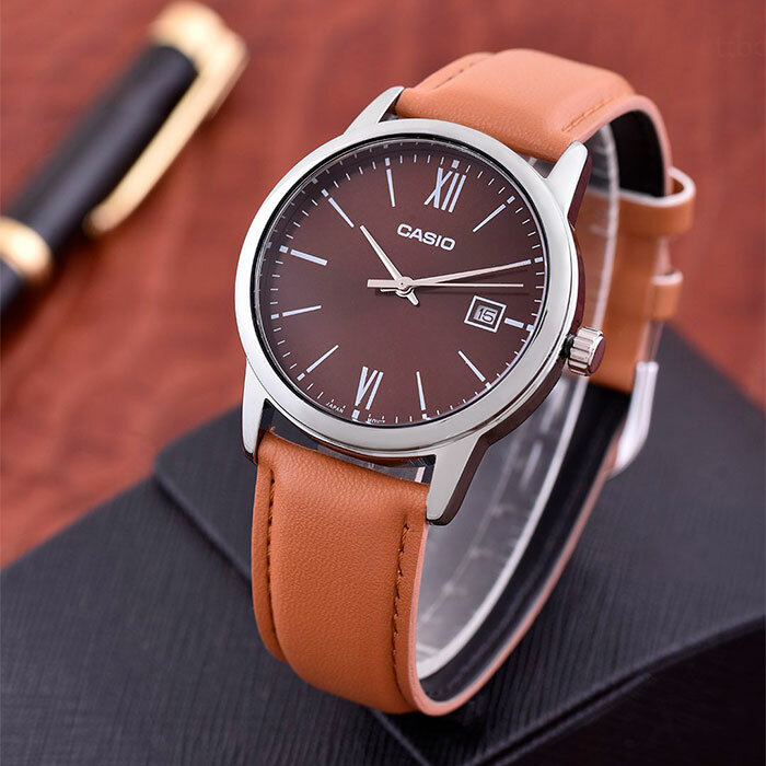 Наручные часы CASIO Collection, серебряный — фото 1