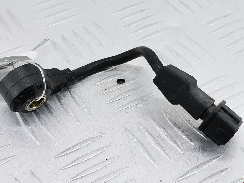 Датчик детонации Audi A3 8L 06A905377A арт. 1671179