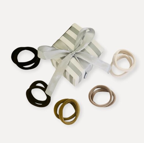 Изображение товара Подарочный набор резинок для волос, 10 шт, различные базовые цвета для взрослых и детей