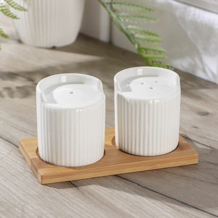 Набор для специй Доляна фарфоровый на деревянной подставке "Эстет, Грани", 2 предмета солонка, перечница