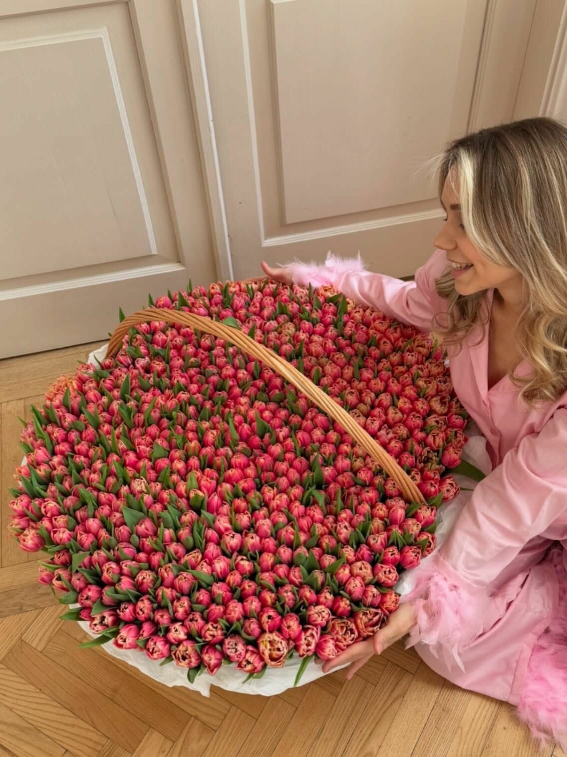 Корзина тюльпанов
