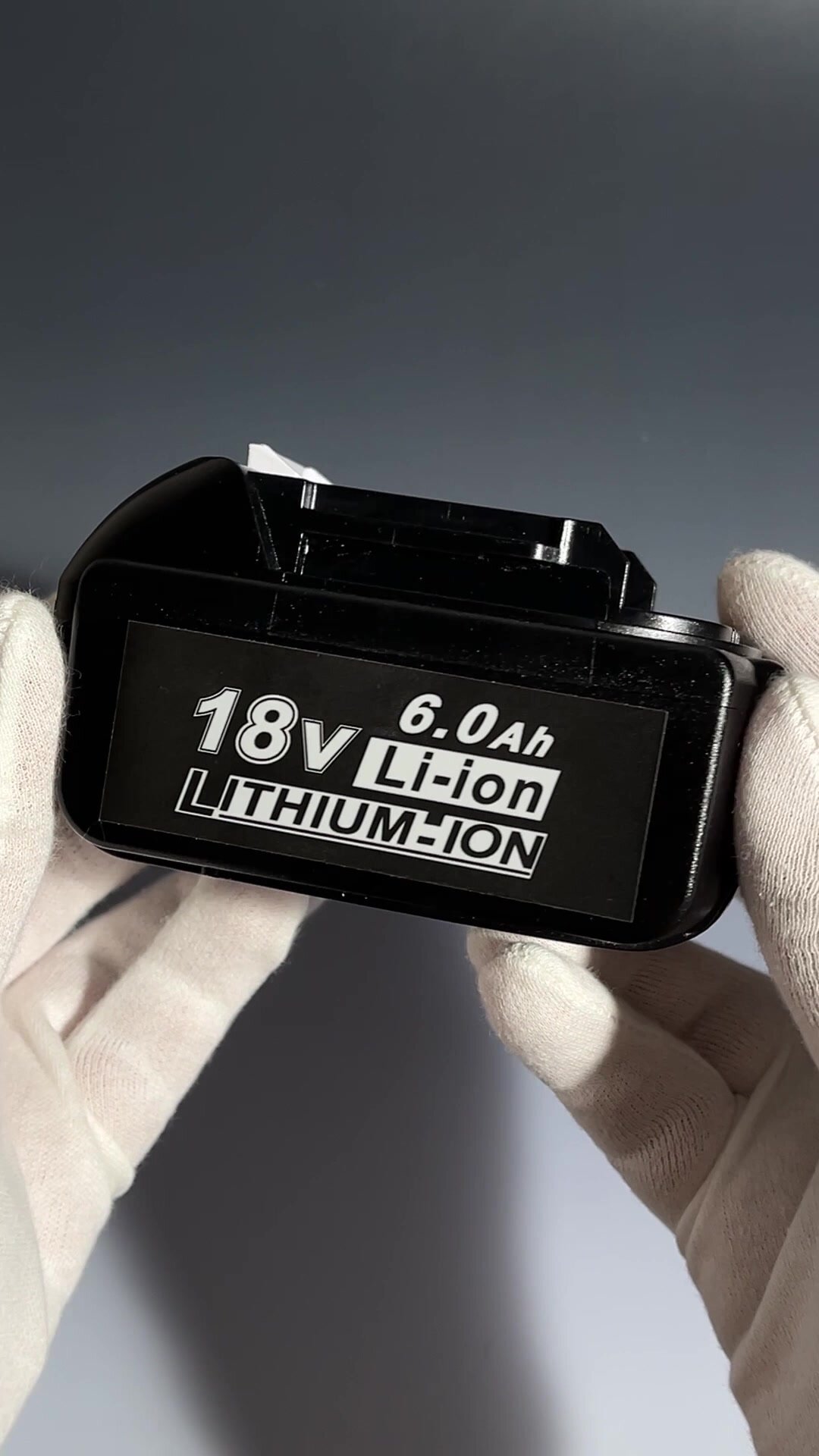 Набор аккумуляторов для Makita серии LXT / BL1830 BL1850B BL1860B BL1840B BL1850, 18V 6.0 Ah, 2 шт — фото 1