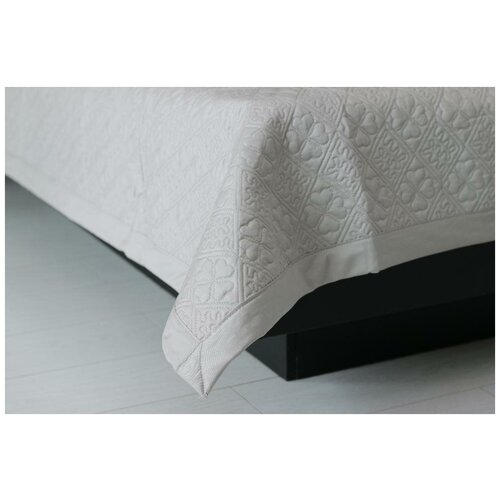 Простыня стеганая GOCHU Clover Q 155*210 серый