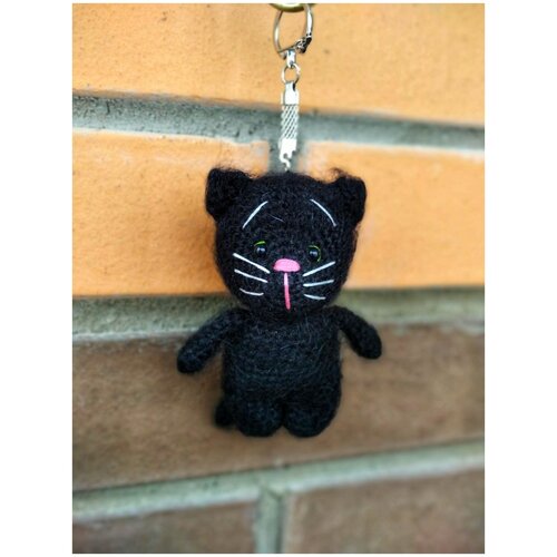 Брелок, черный