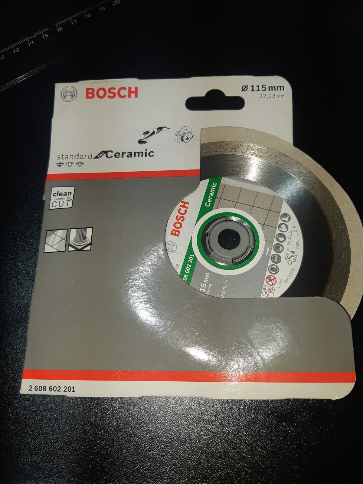 Диск алмазный Bosch 2608602201, алмазный, 115х22.23 мм, Standard по керамике