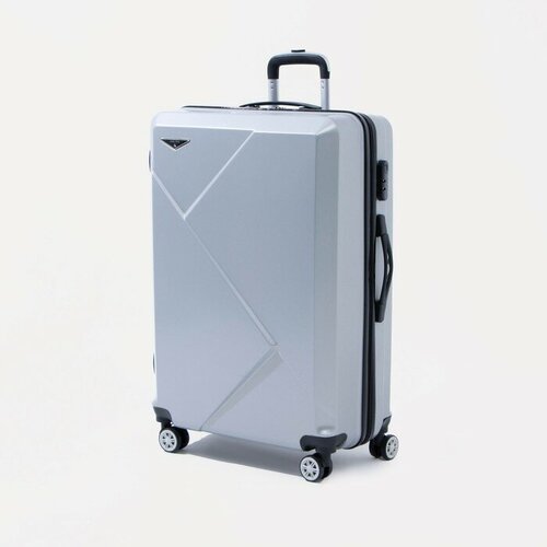 фото Чемодан , серебряный нет бренда