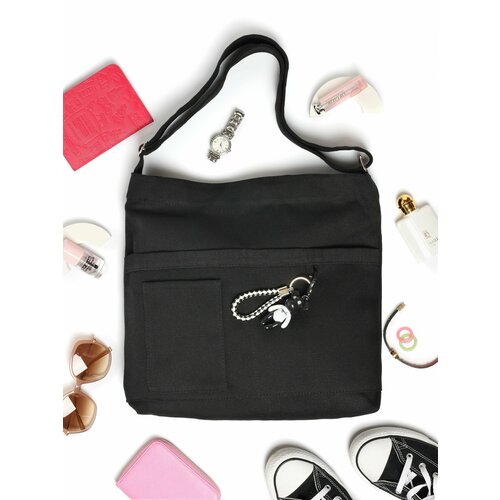 Сумка шоппер женская через плечо с ремешком / компактная вместительная хозяйственная сумочка в комплекте с брелком / цвет: черный