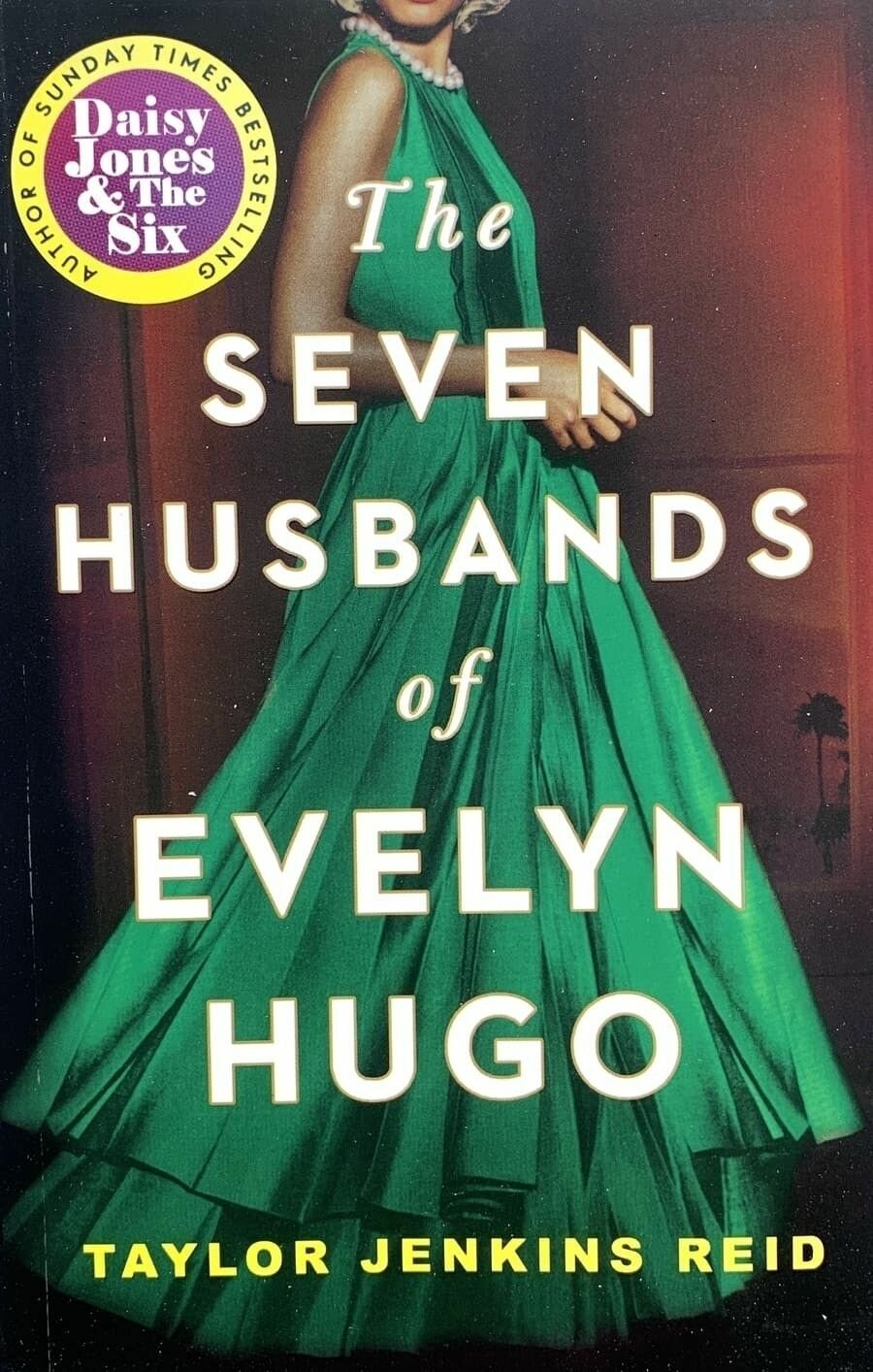 Книга Seven Husbands of Evelyn Hugo - фото №13