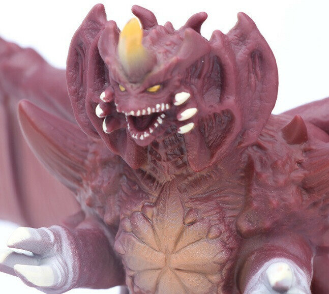 Фигурка Кайдзю Дистроейер - Distoroyah — фото 1