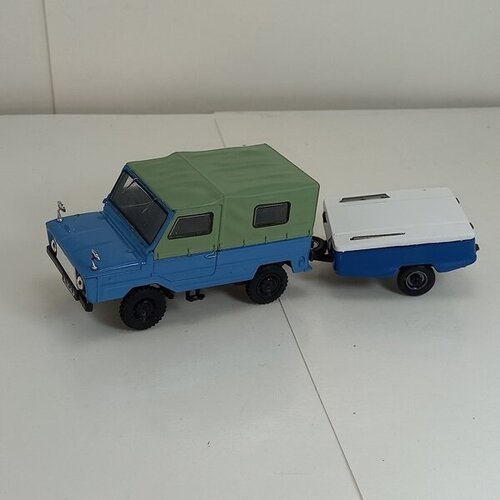 Масштабная модель МОМ ЛуАЗ-969М с прицепом Скиф-М, синий/зеленый, 1:43 коллекционная модель машинка детская луаз 969м с прицепом скиф м 1 43 игрушки для мальчиков