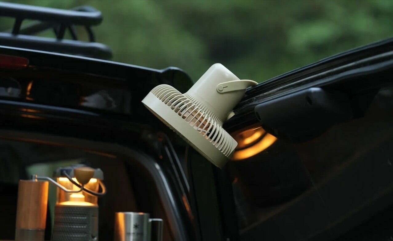 Портативный вентилятор на деревянной треноге суббренда Xiaomi SOLOVE F 9000мАч 3 скорости 3 режима подсветки с функцией Power bank Type C F13 White - фотография № 10