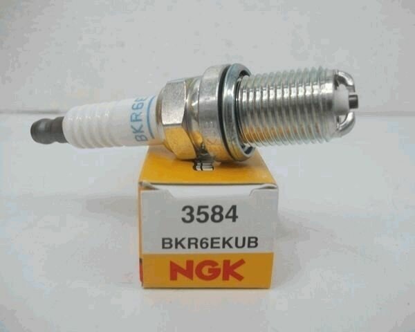 Свеча зажигания 3584 NGK BKR6EKUB