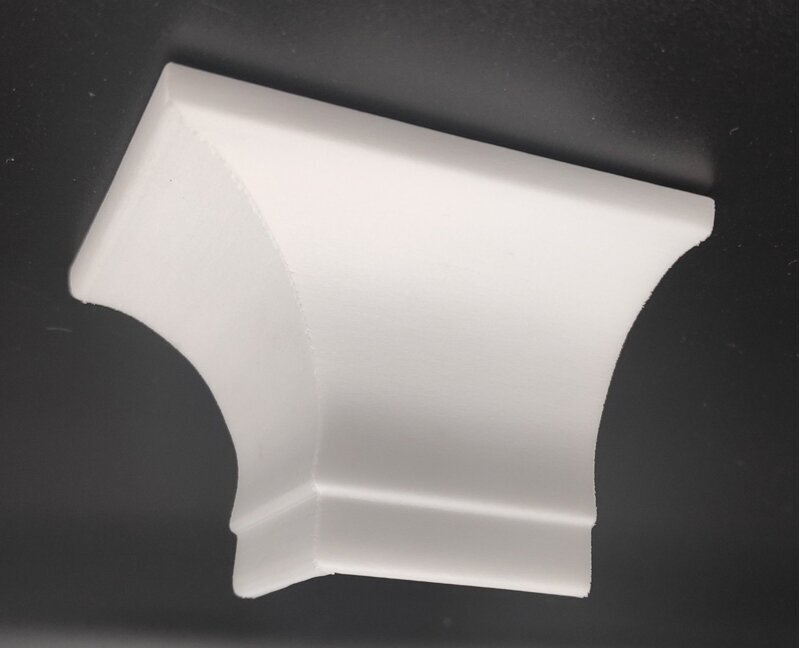 фото Угол наружный к плинтусу Де-Багет П-19 50/35 UN, 1шт