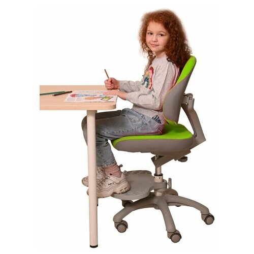 фото Растущее детское кресло (стул) holto-4f (зеленое) с изменяемой глубиной сиденья