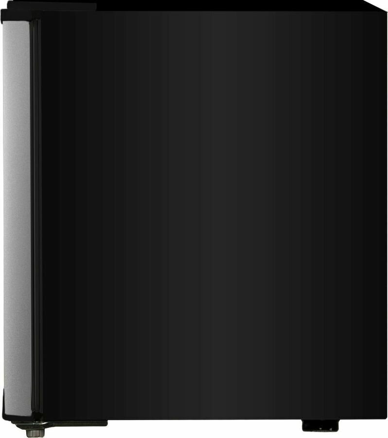 Холодильник однокамерный Hyundai CO0502 серебристый/черный - фотография № 2