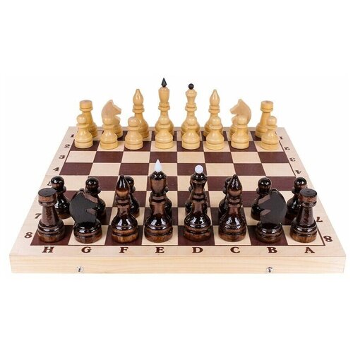 Шахматы деревянные лакированные, обиходные 29х29 см.