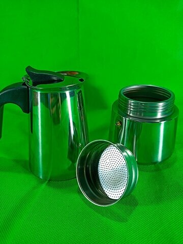 Гейзерная кофеварка Alpenkok AK-802 на 6 чашек, 330 мл, 330 мл, серебристый/черный - фотография № 5