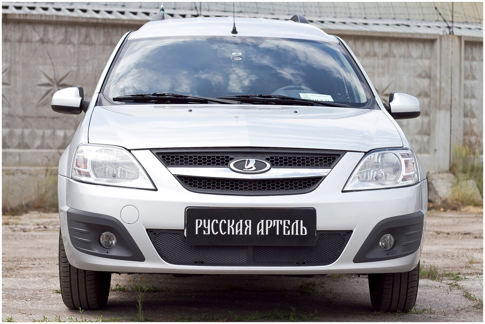 Русская Артель Защитная сетка решетки переднего бампера для Lada Largus 2012-2019 шагрень / Лада Ларгус