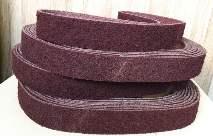 Шлифовальная лента для гриндера из нетканного полотна (скотч брайт) Jianda Abrasive 50х1600 Р400 1 шт.