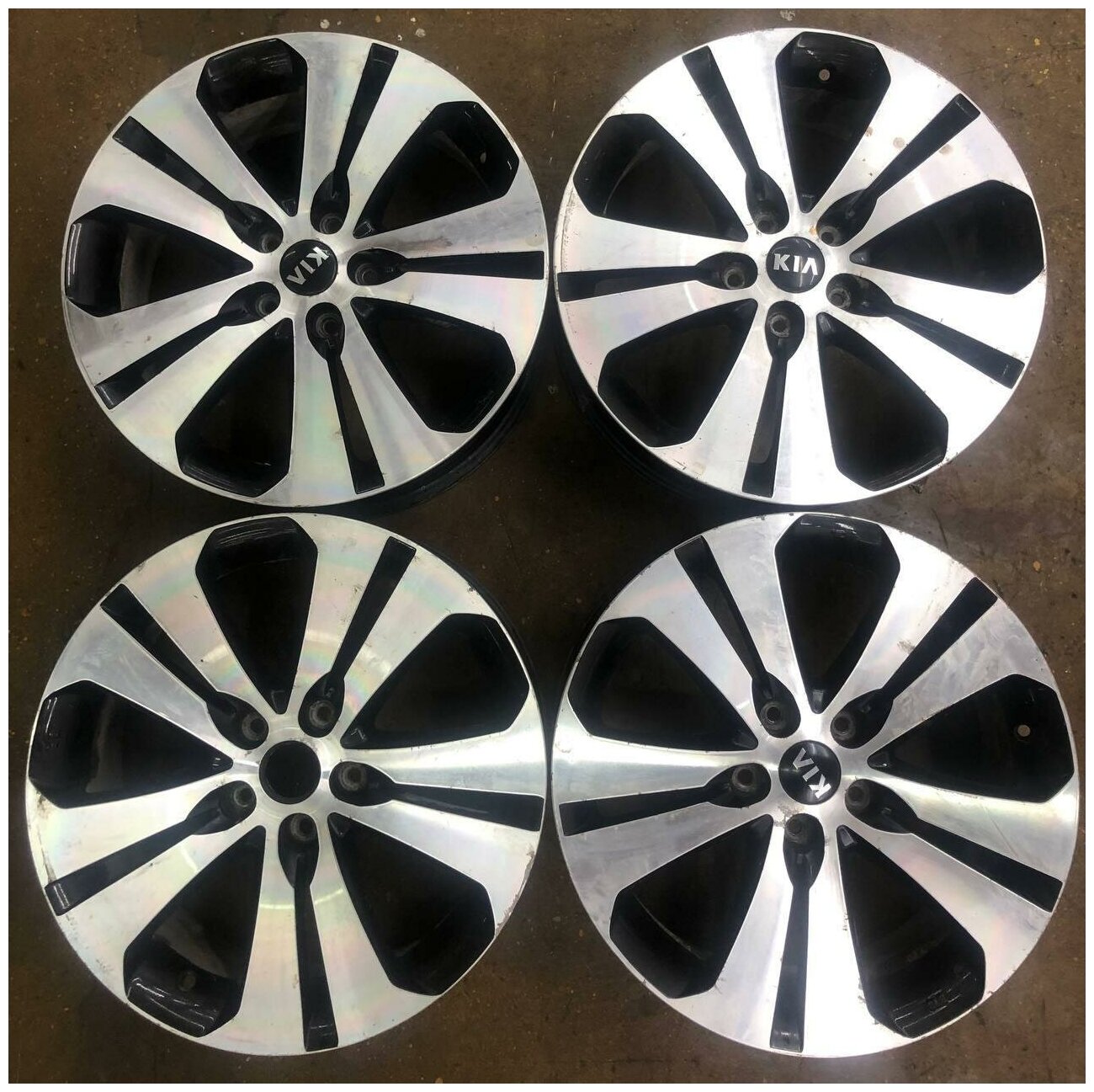 Колесные диски Kia 18x7 PCD 5x114.3 D67.1 ET58 (оригинал)