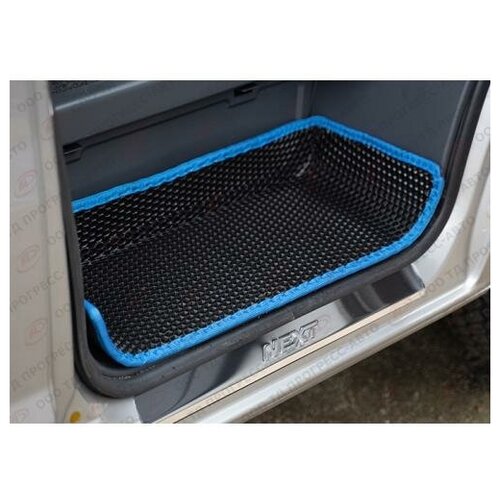 Ковры на пороги для ам Газель Next материал EVA черный синий кант 3D формованные к-т 2шт 1810₽