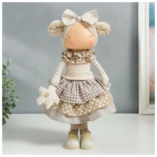 Кукла интерьерная Малышка с бантом в волосах, с цветочком 35,5х13,5х20 см кукла эвелинас большим бантом lmt bb2059 сн
