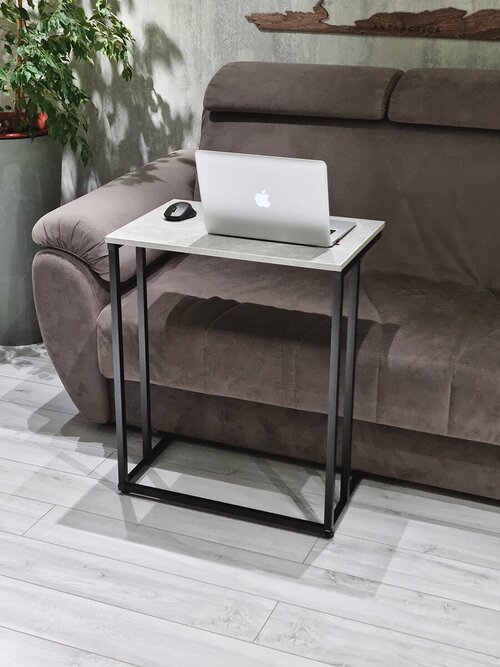 Стол журнальный прикроватный придиванный для ноутбука кофейный столик 60х38см
