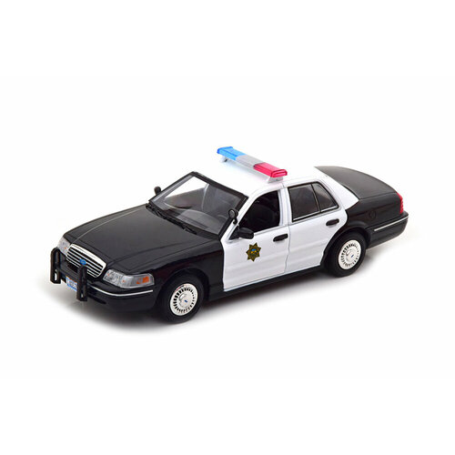 Ford crown victoria interceptor reno sheriff's department 1998 (машина лейтенанта джима дангла из т/c рино 911)