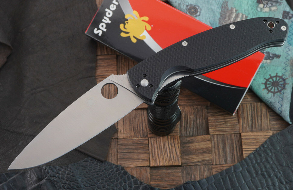 Складной нож Spyderco Resilience 142GP