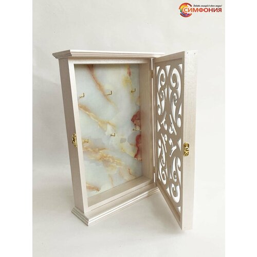 Ключница деревянная с дверцей Симфония КЛ-097 32х22х7см 1766₽