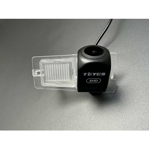 Камера заднего вида Teyes AHD для SsangYong Kyron СсангЙонг Кайрон 2005 - 2015 и SsangYong Rexton СсангЙонг Рекстон 2001 - 2012 2200₽