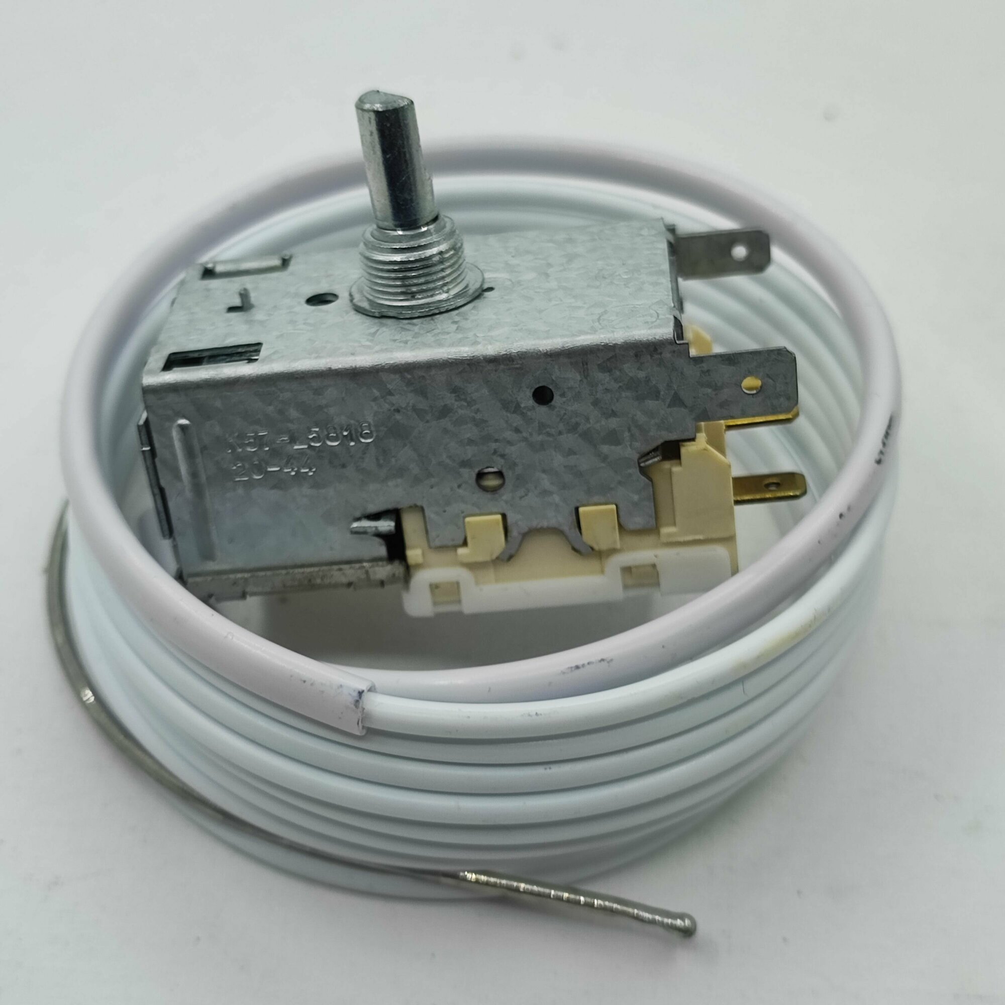 фото Термостат для холодильника MIELE K57L5818