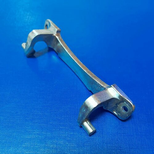 Петля люка Beko для стиральной машины