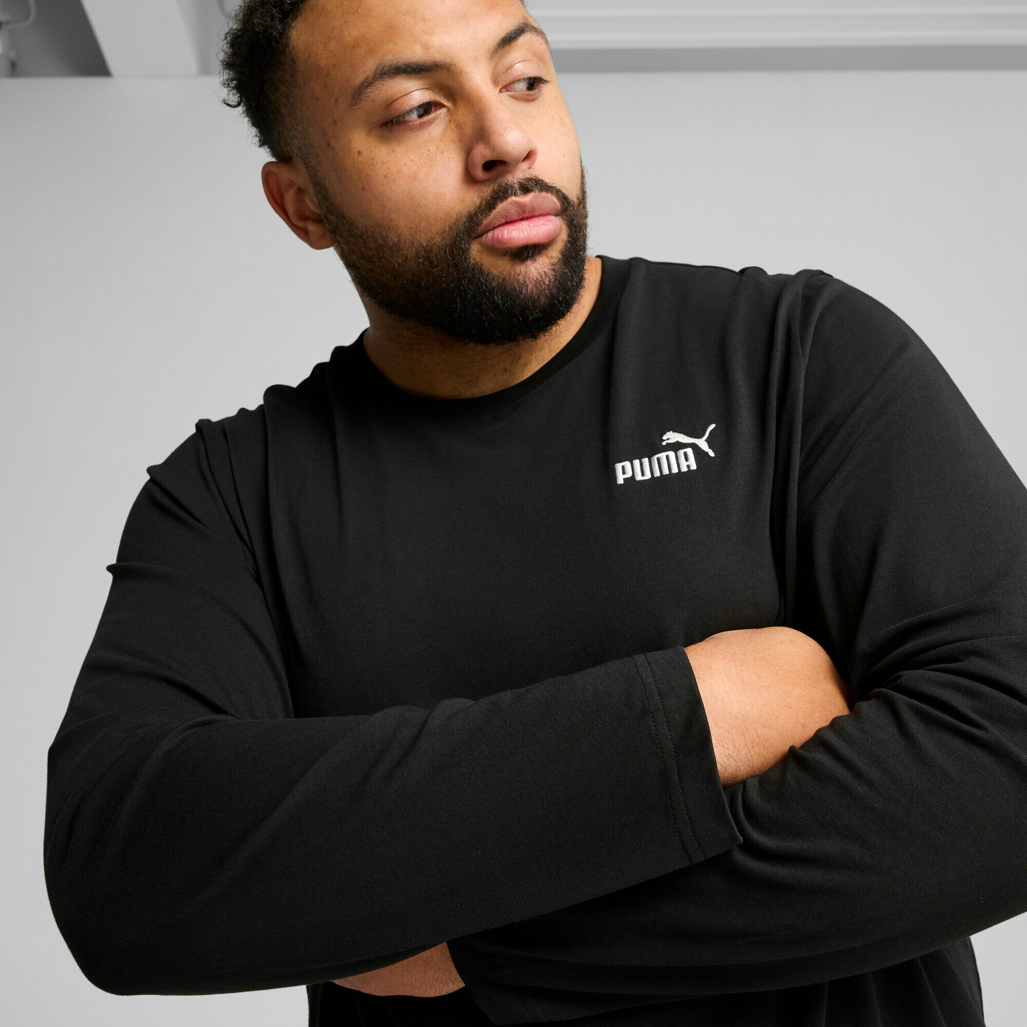 Футболка PUMA Essentials No. 1 Logo, размер XL, черный — фото 1