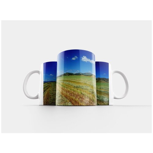 фото Кружка "поле, скошенная гречиха, небо" 320 мл lotsprints